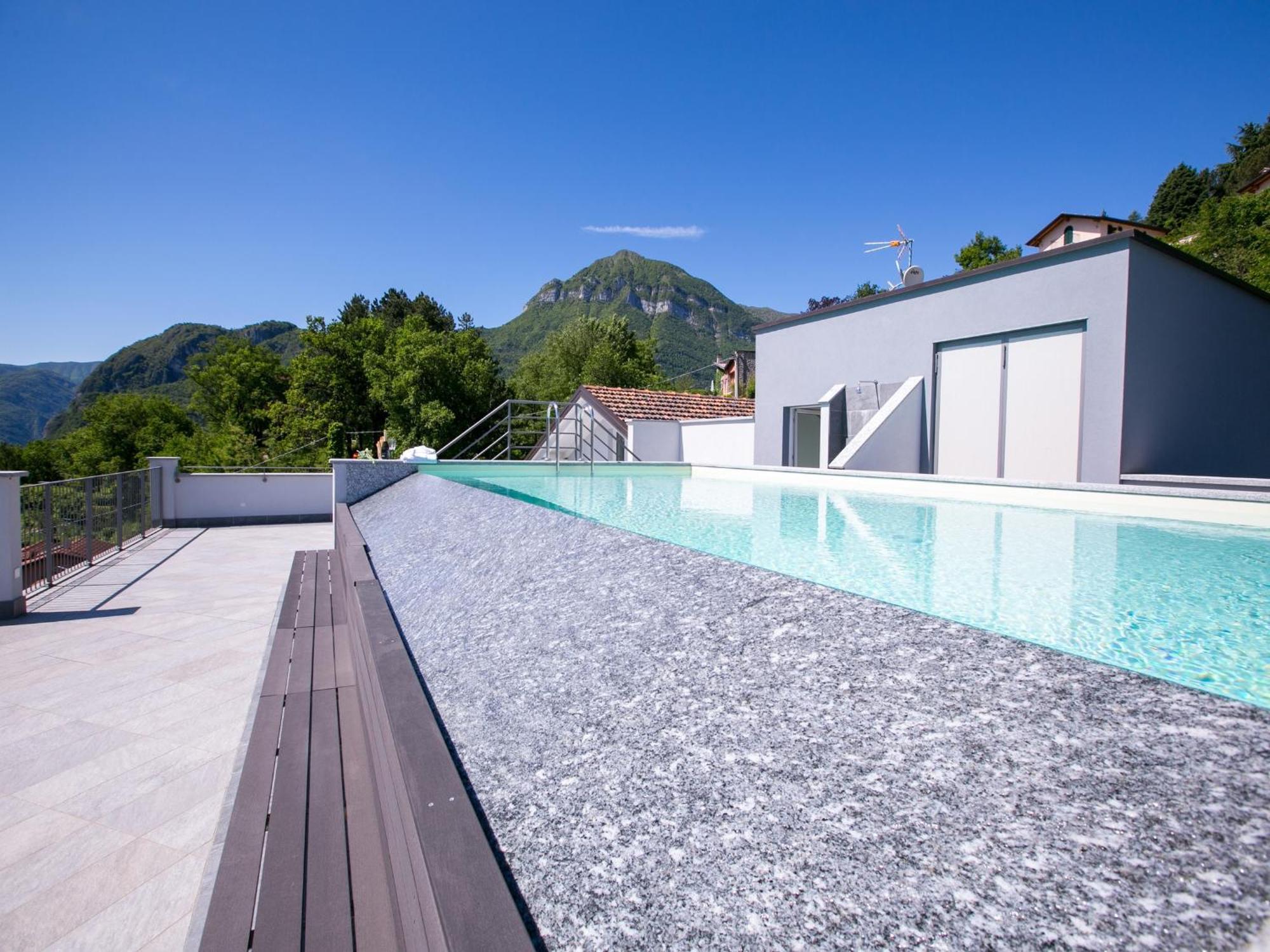 Casa Laura Apt 3 Menaggio Ngoại thất bức ảnh